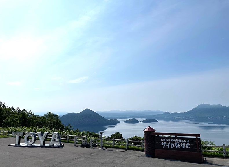 Scenic Photo Spots to Mark a Memorable Journey