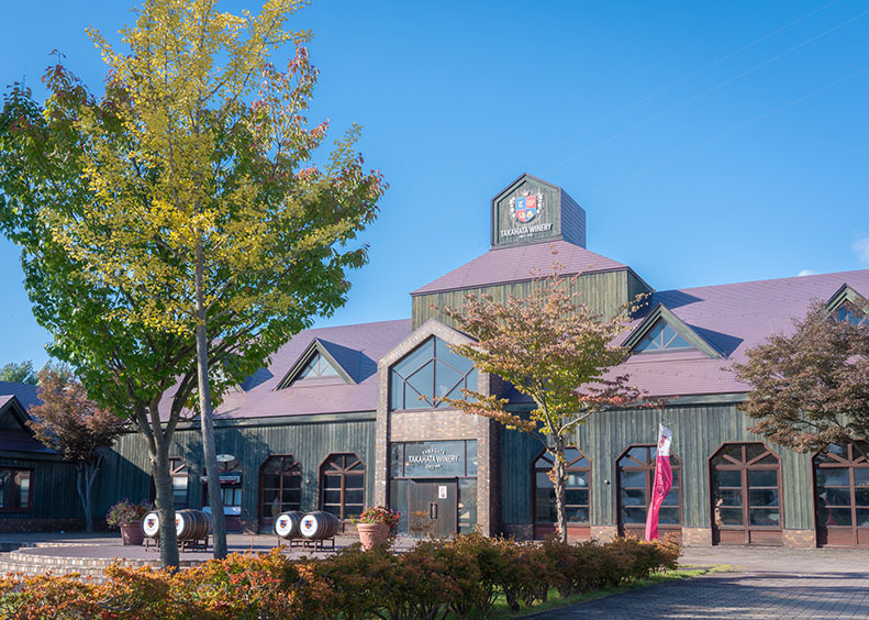 High-Quality Wine Crafted in Nature-Rich Takahata Town
