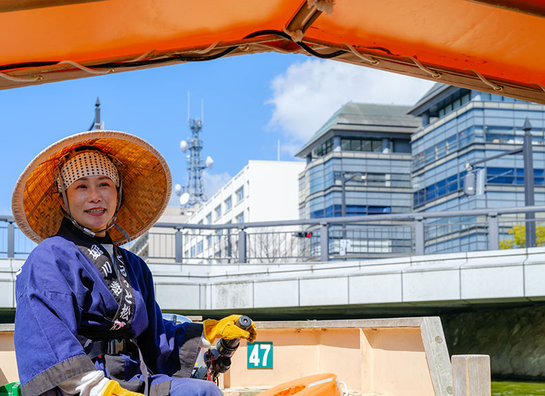 Enjoyable Encounters with Unique Boat Guides