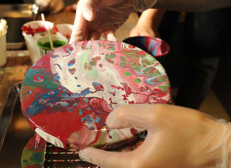 Pair Your Creative Time with a Glass of Wine or Bubbly