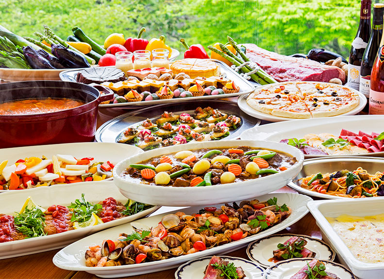 A Japanese, Western, and Chinese Buffet Crafted by Skilled Chefs