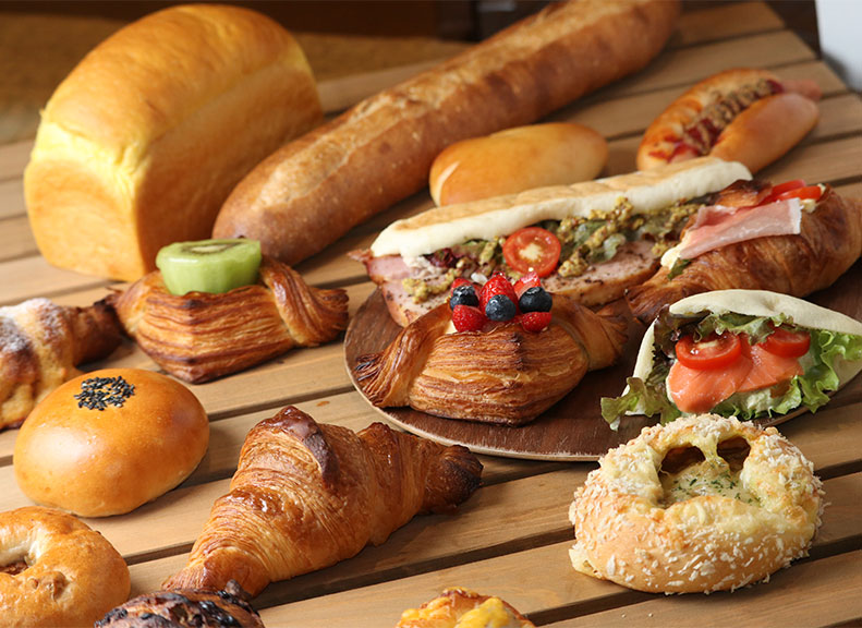 Relax with a Foot Bath and Dining at 