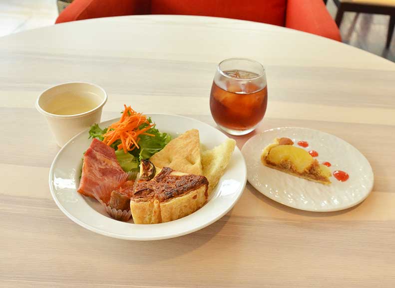 Patissier-Created Lunch Selections