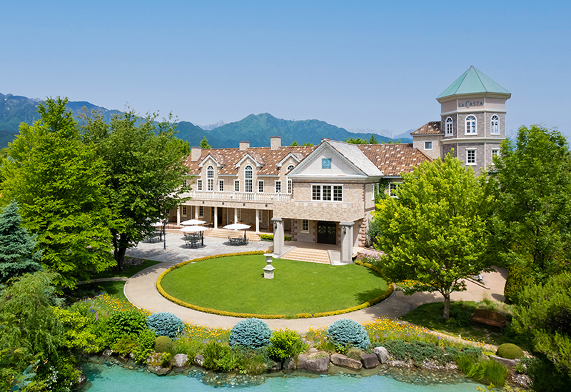 La Casta Natural Healing Garden