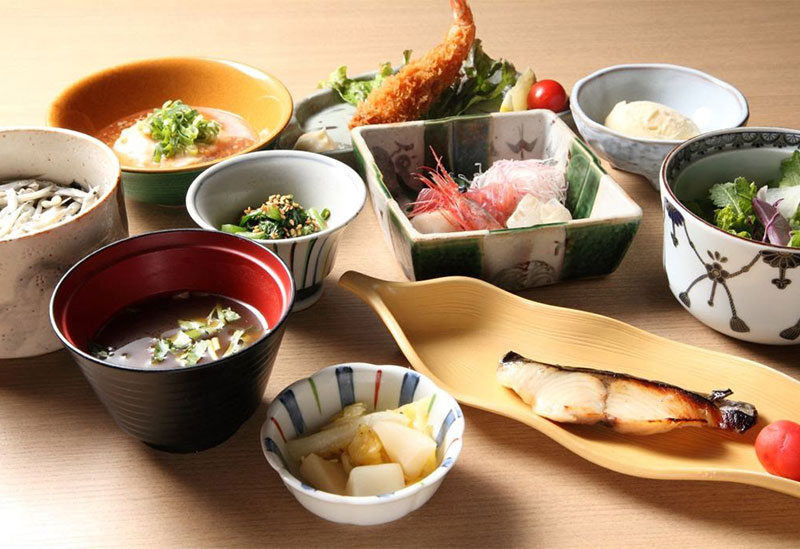 季節料理 八百玉