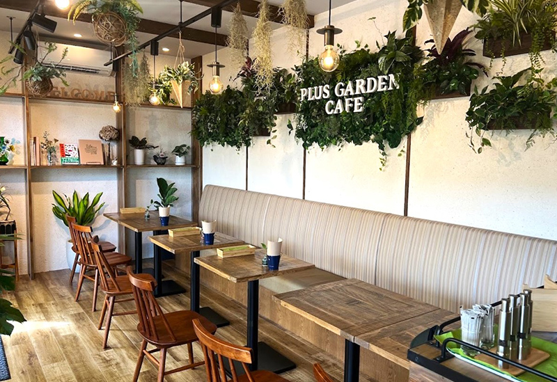 Plus Garden Cafe