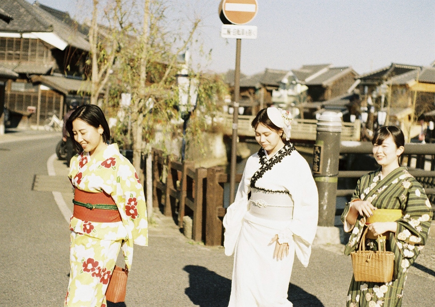 TAWARAYA Town Kimono Rental