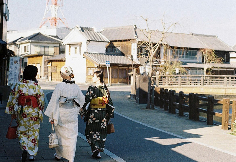 TAWARAYA Town Kimono Rental