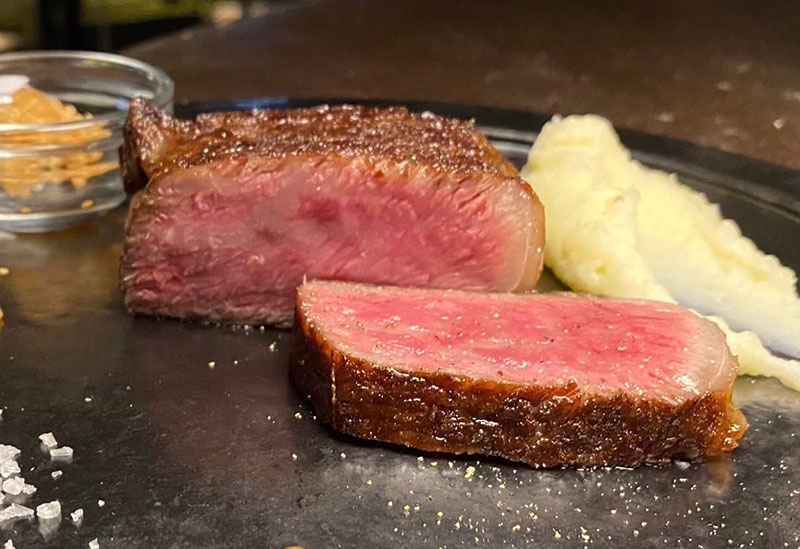 obiobi – Charcoal-Grilled Steak & Wine