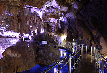 Hida Great Limestone Cave & Ohashi Collection Museum