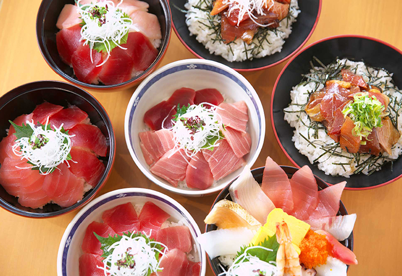 Seafood Maguro Ya